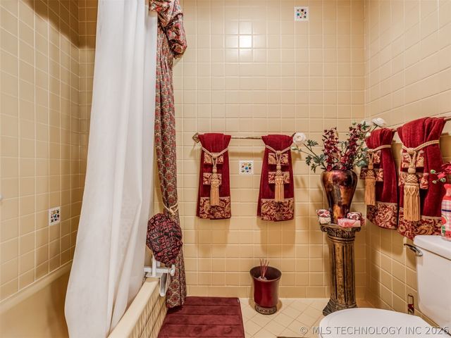 1201 E 4th Street, Okmulgee, OK 74447