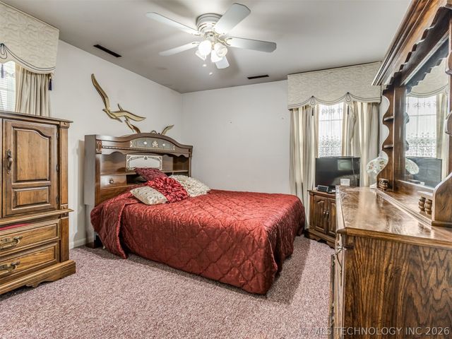 1201 E 4th Street, Okmulgee, OK 74447