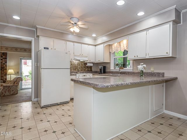 510 Lakeside Drive, Garner, NC 27529