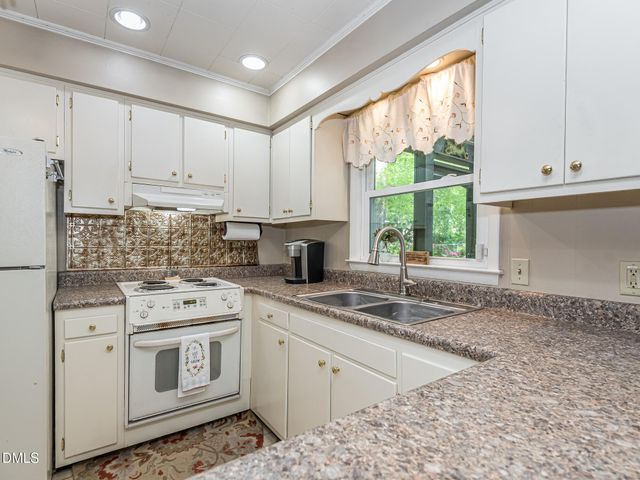 510 Lakeside Drive, Garner, NC 27529