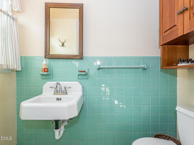 510 Lakeside Drive, Garner, NC 27529