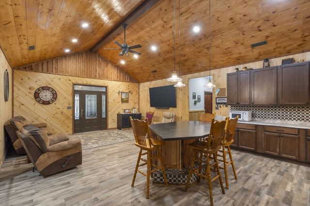 1400 State Highway Pp, Fordland, MO 65652