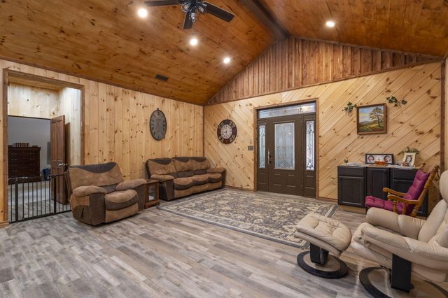 1400 State Highway Pp, Fordland, MO 65652