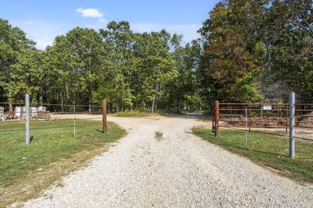 1400 State Highway Pp, Fordland, MO 65652