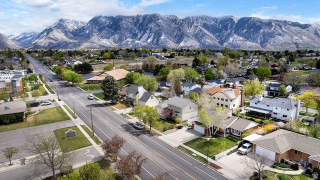 1822 E 9800 S, Sandy, UT 84092