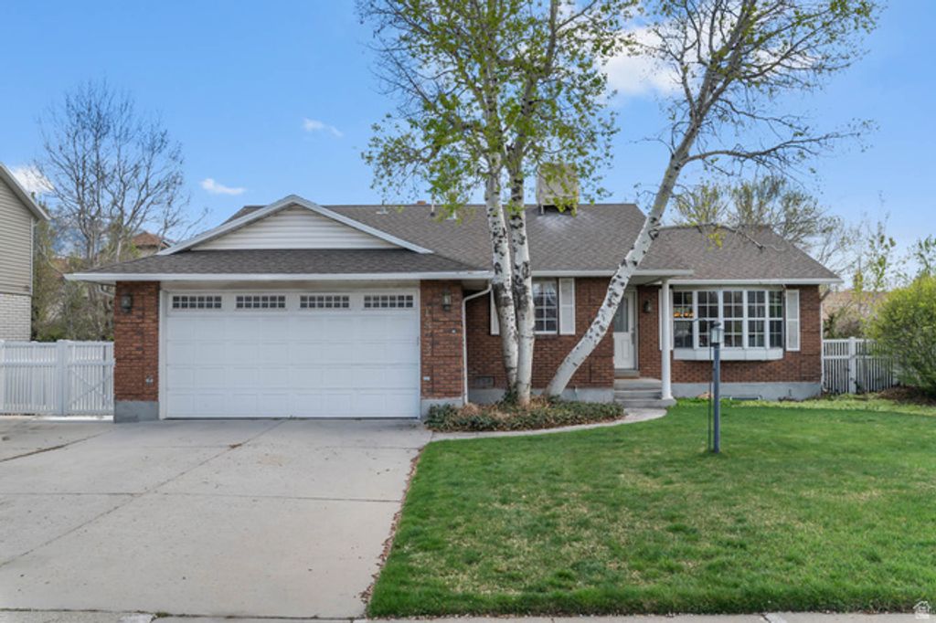 1822 E 9800 S, Sandy, UT 84092