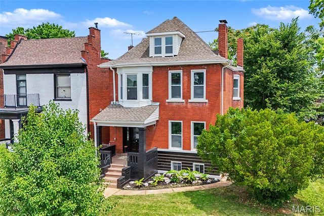 3911 Sullivan Avenue, St Louis, MO 63107