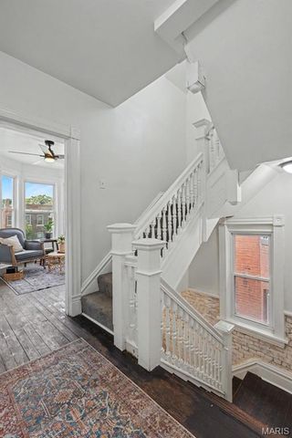 3911 Sullivan Avenue, St Louis, MO 63107