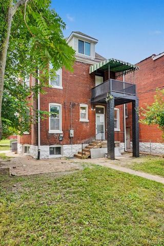 3911 Sullivan Avenue, St Louis, MO 63107
