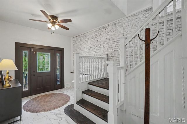 3911 Sullivan Avenue, St Louis, MO 63107