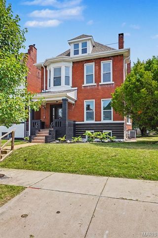 3911 Sullivan Avenue, St Louis, MO 63107