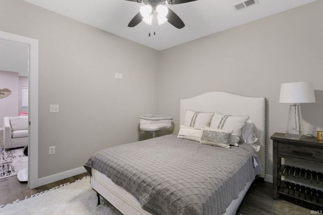 52106 Olympus Pass, Granger, IN 46530