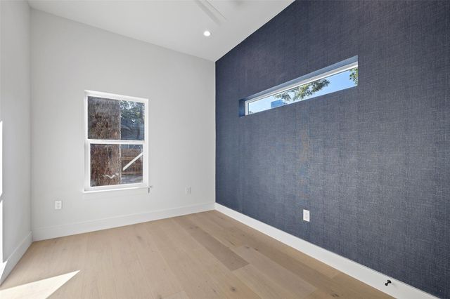 1209 Canterbury ST, Austin, TX 78702