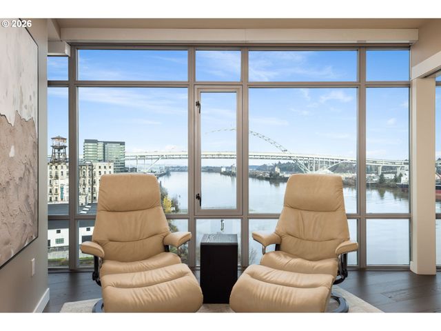 1310 Nw NAITO Pkwy 901, Portland, OR 97209