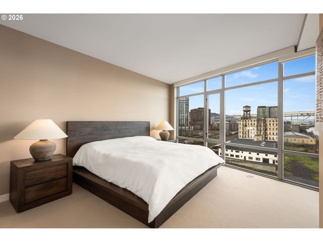 1310 Nw NAITO Pkwy 901, Portland, OR 97209