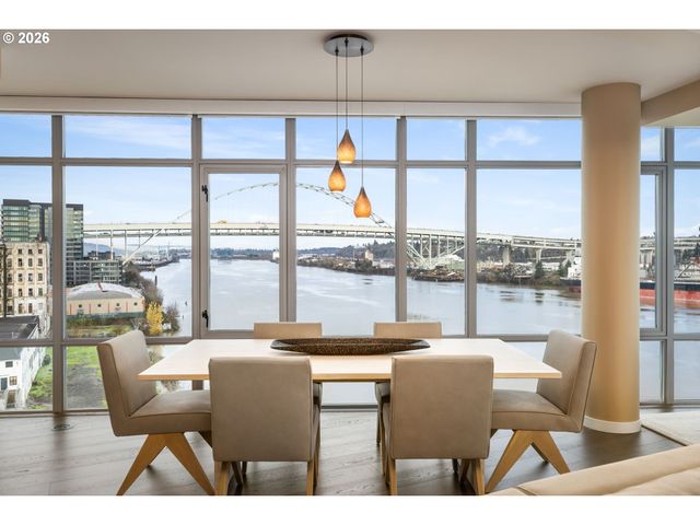 1310 Nw NAITO Pkwy 901, Portland, OR 97209