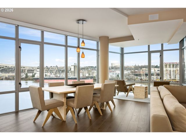 1310 Nw NAITO Pkwy 901, Portland, OR 97209