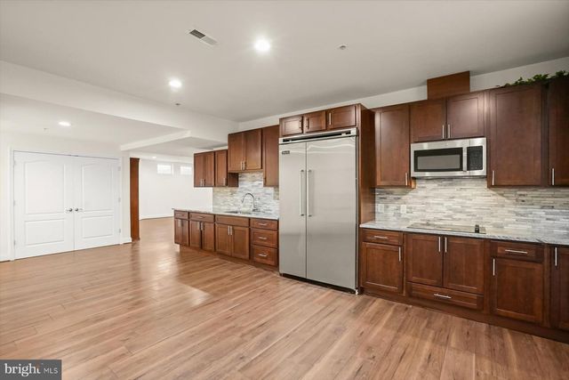 8220 WATERSIDE CT, Fort Washington, MD 20744