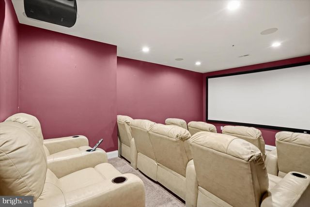 8220 WATERSIDE CT, Fort Washington, MD 20744