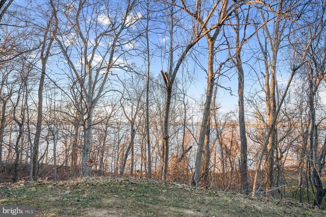 8220 WATERSIDE CT, Fort Washington, MD 20744