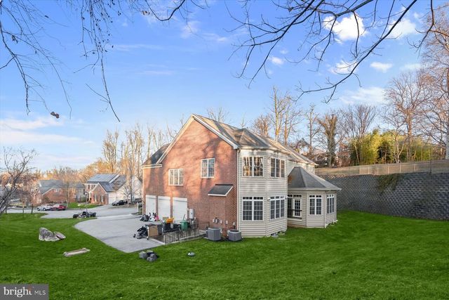 8220 WATERSIDE CT, Fort Washington, MD 20744