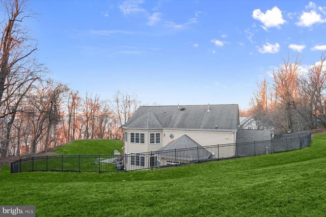 8220 WATERSIDE CT, Fort Washington, MD 20744