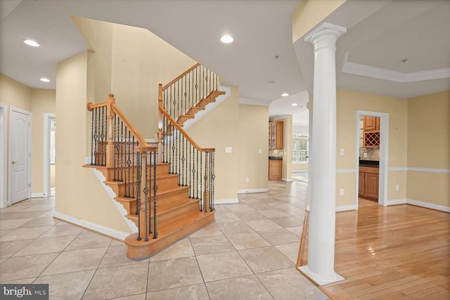 8220 WATERSIDE CT, Fort Washington, MD 20744