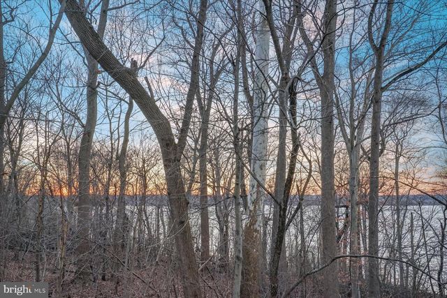 8220 WATERSIDE CT, Fort Washington, MD 20744