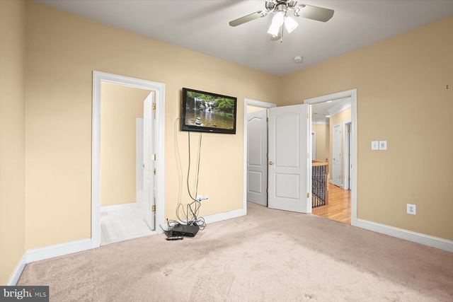 8220 WATERSIDE CT, Fort Washington, MD 20744