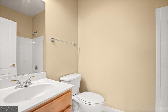 8220 WATERSIDE CT, Fort Washington, MD 20744