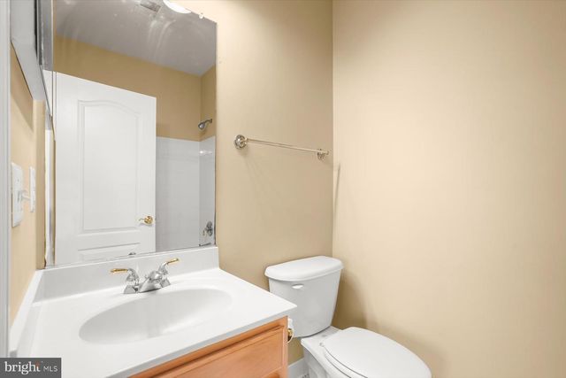 8220 WATERSIDE CT, Fort Washington, MD 20744