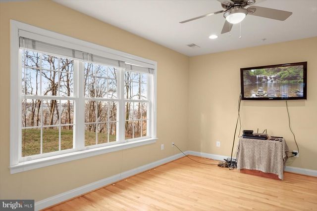 8220 WATERSIDE CT, Fort Washington, MD 20744