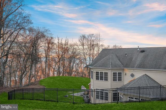 8220 WATERSIDE CT, Fort Washington, MD 20744