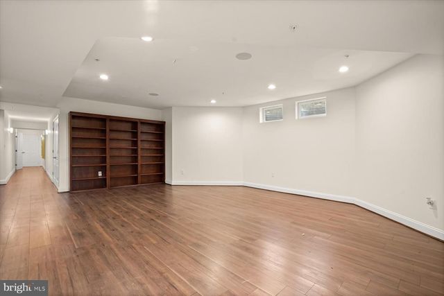 8220 WATERSIDE CT, Fort Washington, MD 20744