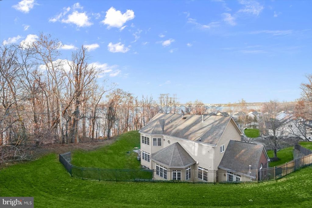 8220 WATERSIDE CT, Fort Washington, MD 20744