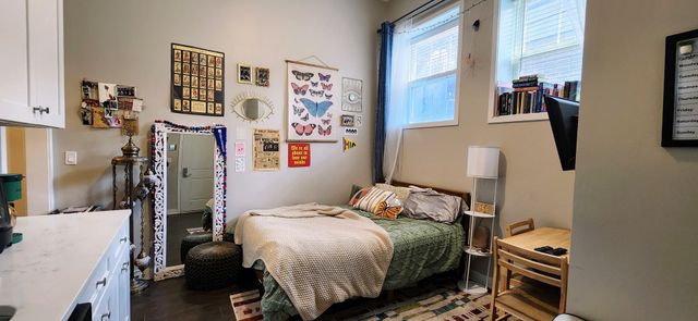 1409 W Diversey Parkway 110, Chicago, IL 60614