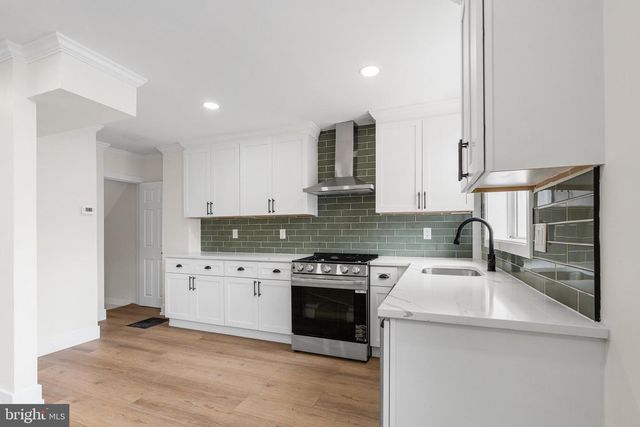 7953 TEMPLE RD, Philadelphia, PA 19150