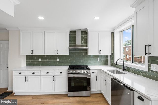 7953 TEMPLE RD, Philadelphia, PA 19150