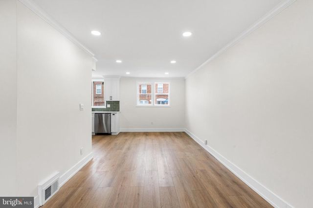 7953 TEMPLE RD, Philadelphia, PA 19150