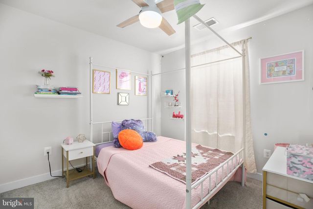 2052 TRACK CIR, Fredericksburg, VA 22401