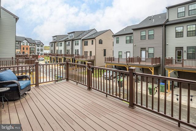 2052 TRACK CIR, Fredericksburg, VA 22401