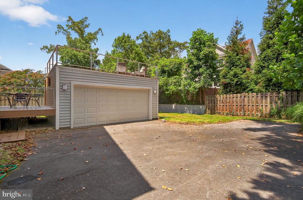 5907 CONWAY RD, Bethesda, MD 20817
