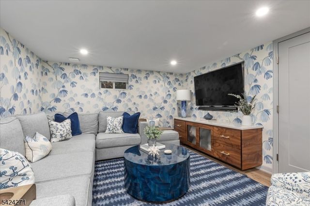 175 Division Ave, New Providence Boro, NJ 07901