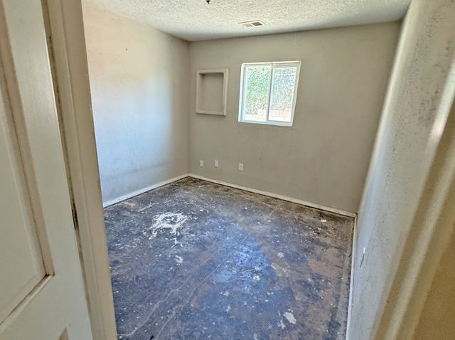 1010 Camino Del Gusto, Santa Fe, NM 87507