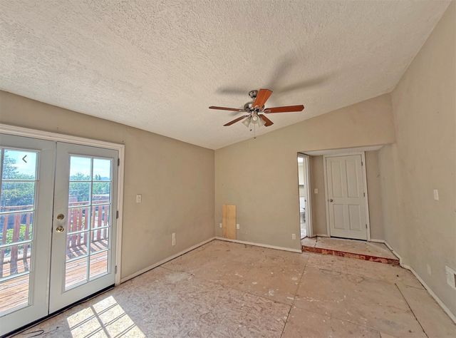 1010 Camino Del Gusto, Santa Fe, NM 87507