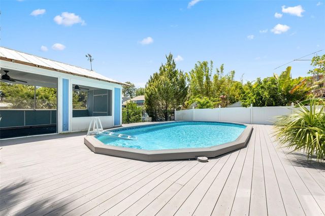 428 KLOSTERMAN ROAD W, Palm Harbor, FL 34683