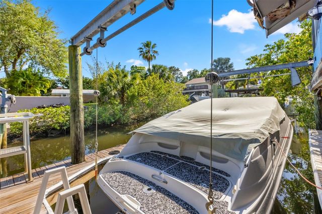 428 KLOSTERMAN ROAD W, Palm Harbor, FL 34683