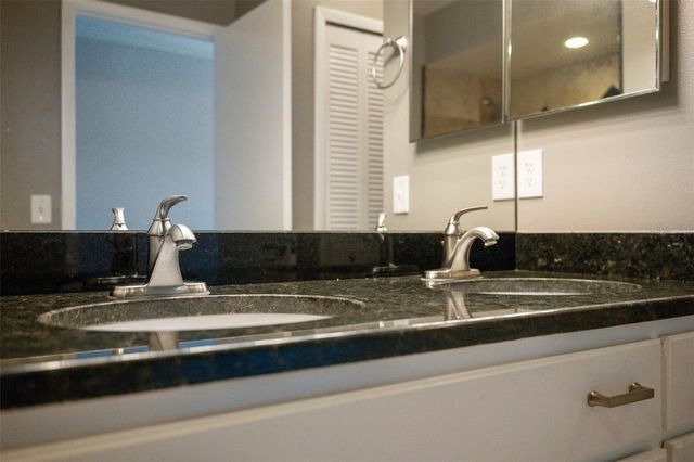 428 KLOSTERMAN ROAD W, Palm Harbor, FL 34683