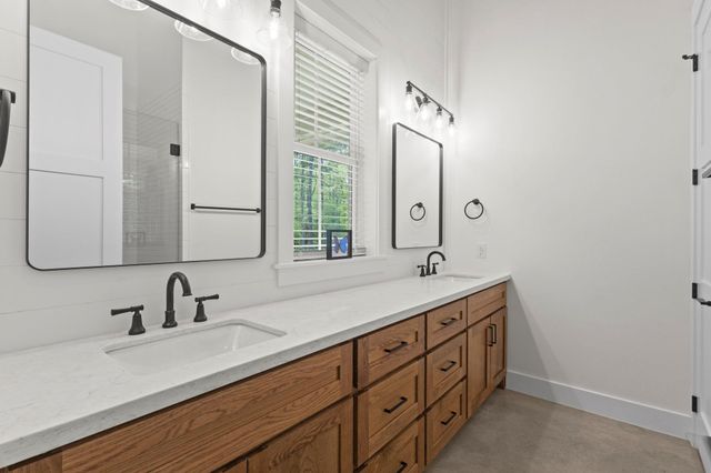 3143 County Rd 4300, Woodville, TX 75979