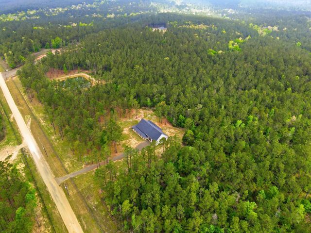 3143 County Rd 4300, Woodville, TX 75979